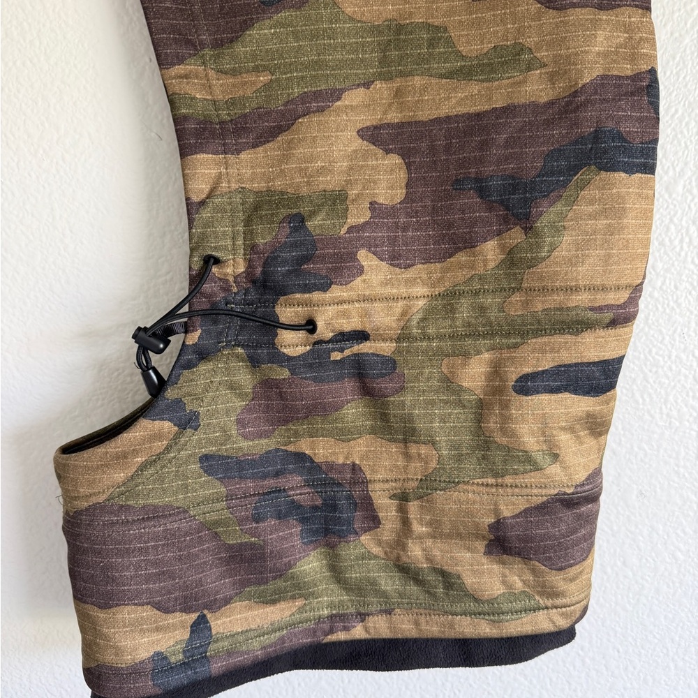 Camouflage 686 Bonded Balaclava Hooded Neck Warmer - Picture 2 of 7
